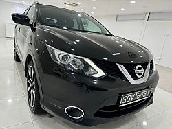Nissan Qashqai 2.0 CVT Sunroof 2015 Black Rear Entertainment